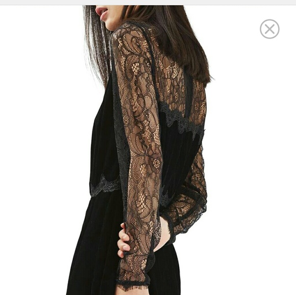 TOPSHOP Lace and Velvet Romper - Picture 2 of 6
